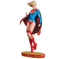 DC Comics Cover Girls Statue Supergirl 25 cm